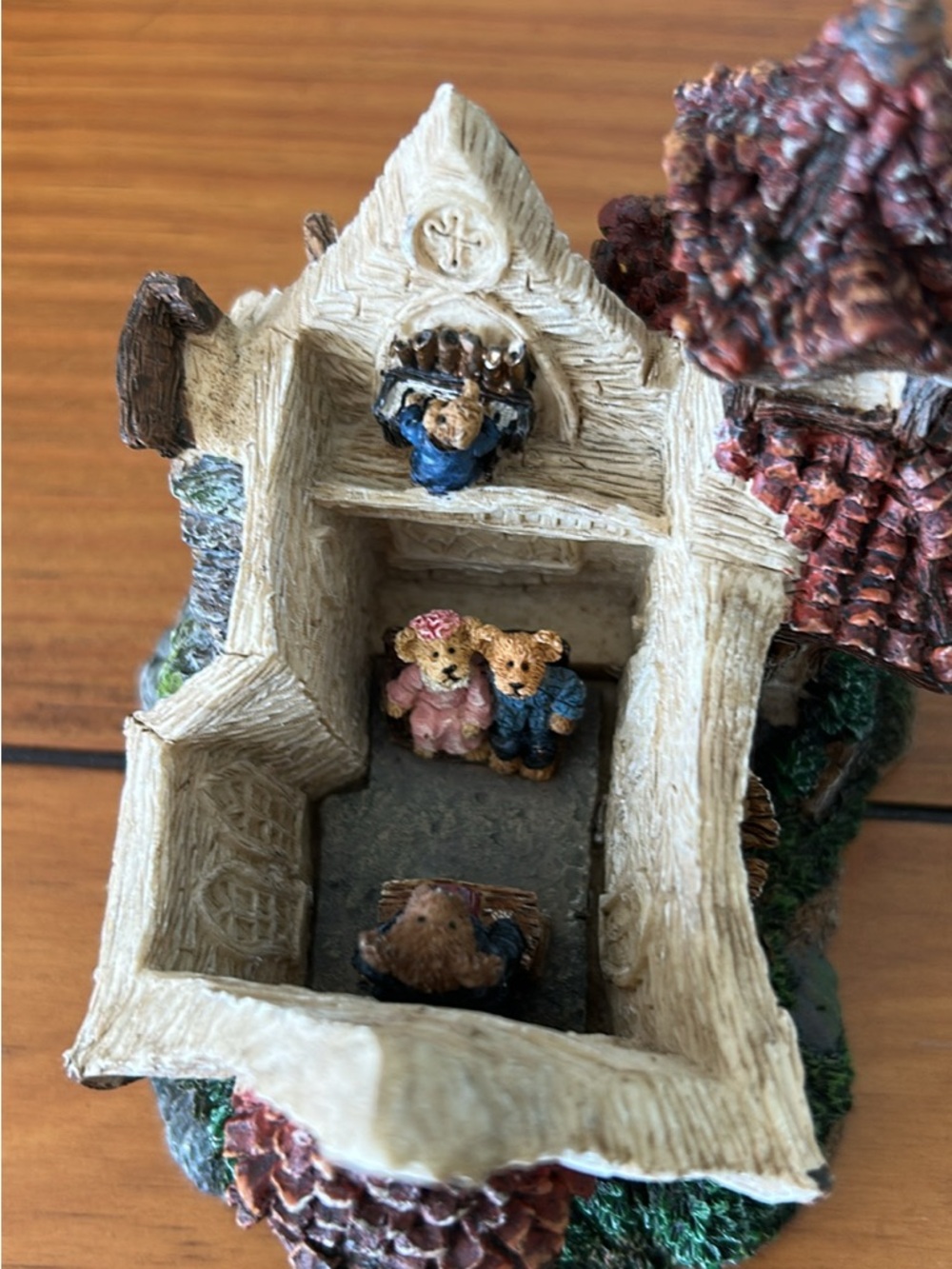 Boyds Bears Lil Country Church Figurine with Stained-Glass Window - Picture 5 of 7